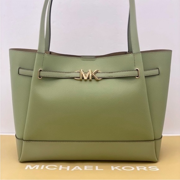 Michael Kors Reed Large Pebbled
Leather Tote Bag Light Sage - Picture 1 of 12